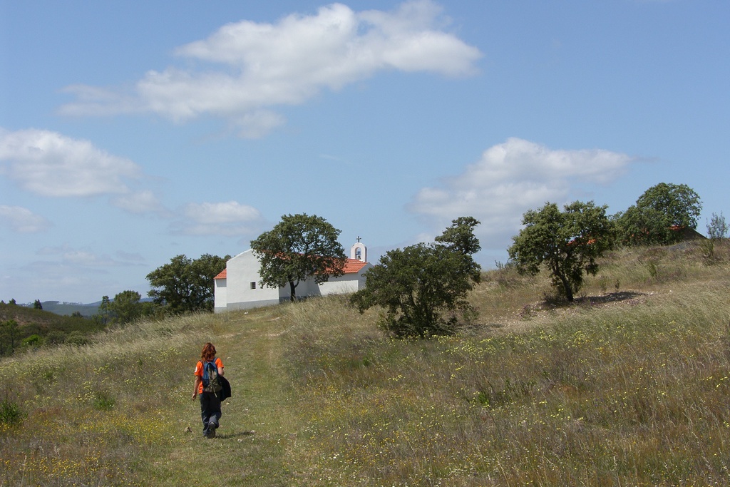 PR 3 CTB - Schist trails of Sarzedas - the miners’ wells