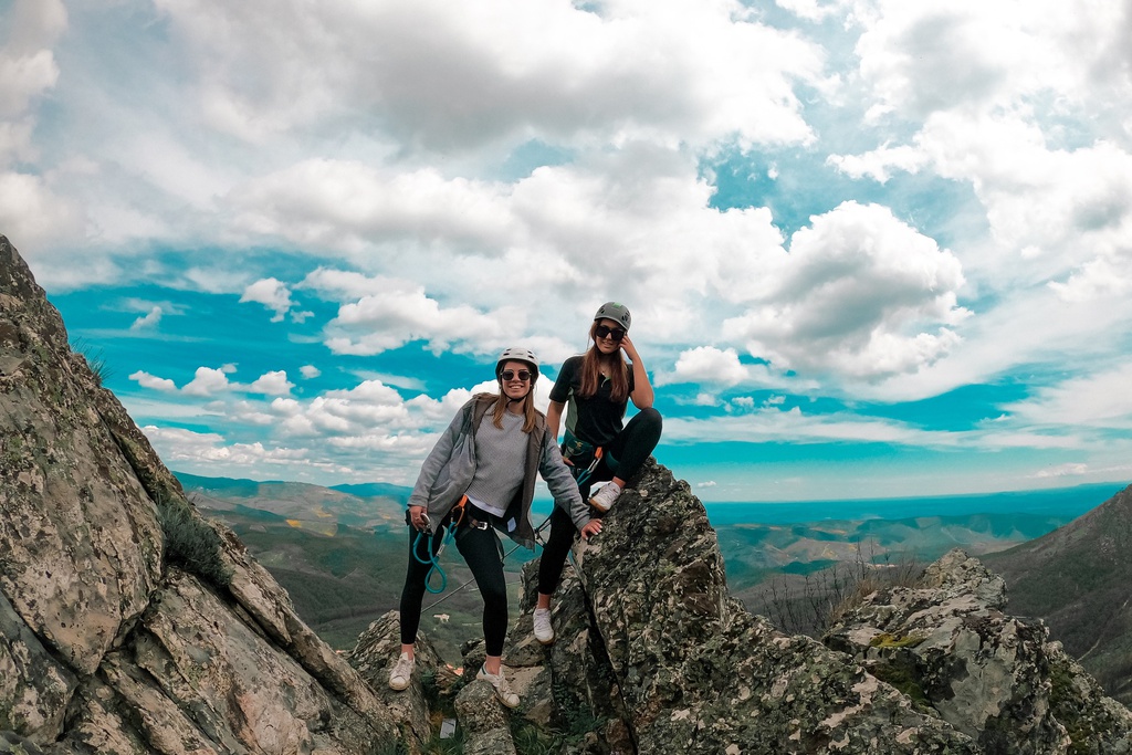 Escalar a Via Ferrata I Caminho sobre o Oceano Ordovicíco