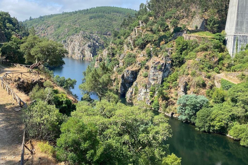 Só tu e o Rio: Pedrógão Pequeno > Ponte Filipina [GR33 - GRZ: Etapa 1]