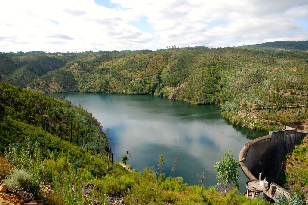 Just You and the River - Bouçã Rest Area Viewpoint > Bouçã - GRZ on Foot: Stage 6