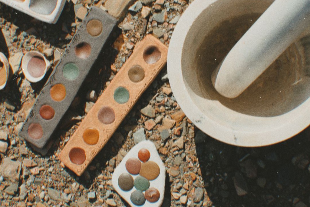 Shades of the Lousã Mountains – Watercolours with Natural Pigments