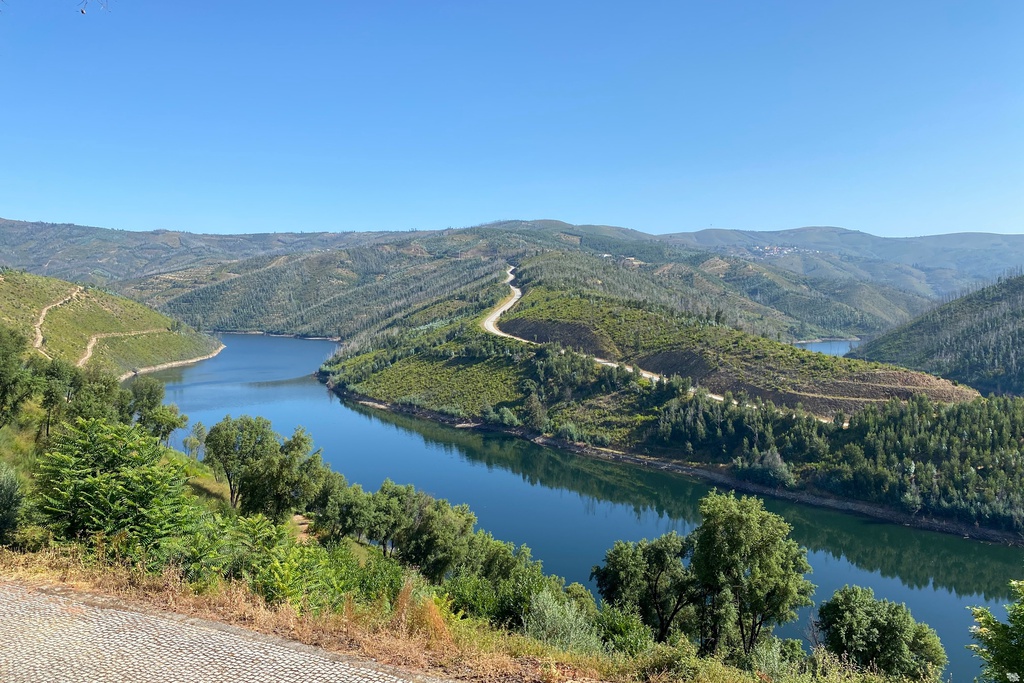 Sob o Signo do Cabril: Área de Descanso de Felgueiras > Álvaro [GR33 - GRZ: Etapa 3]